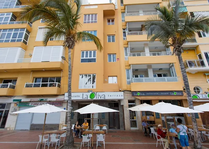 Mariposa Blanca, En 1ª Linea De Playa *